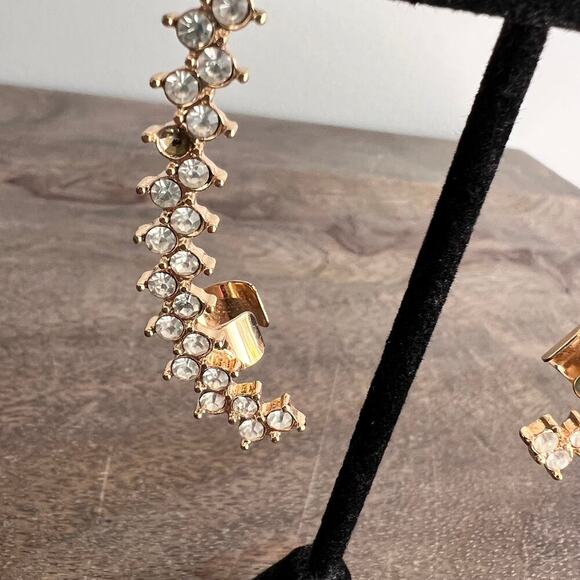 🍭6/$30 Rhinestone studded gold tone climber cuff post earrings - missing a stone - Picture 3 of 4